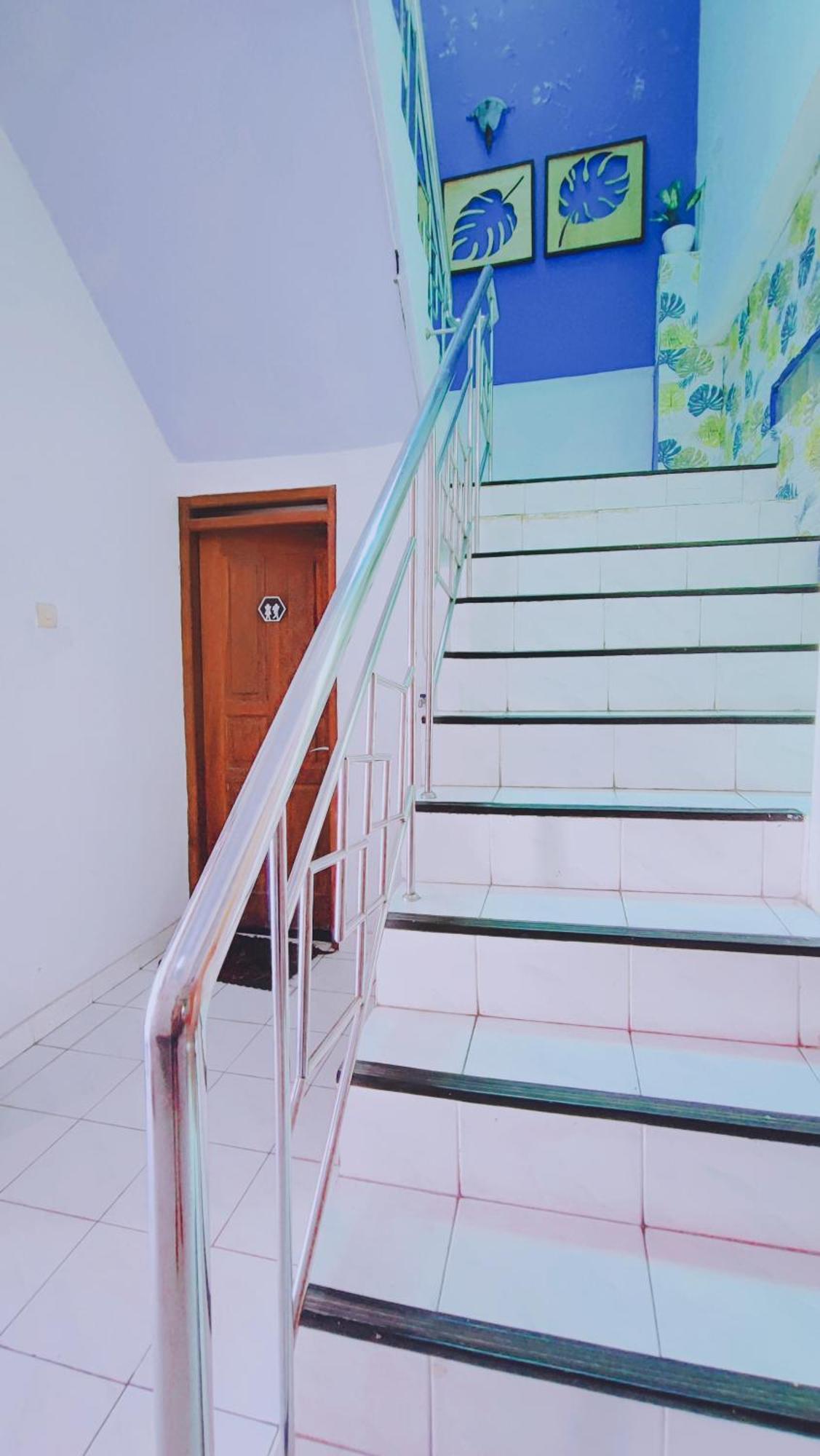 יוגיאקרטה Glory Homestay מראה חיצוני תמונה