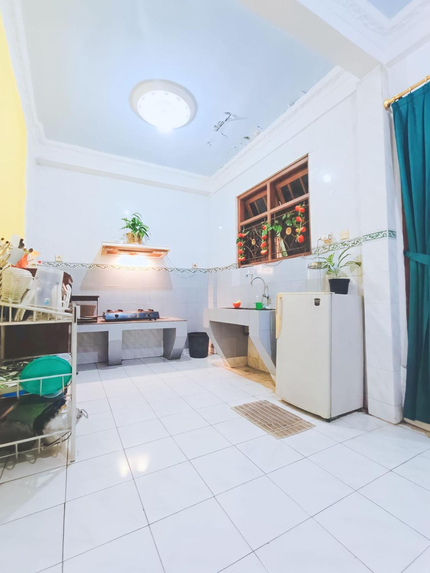 יוגיאקרטה Glory Homestay מראה חיצוני תמונה