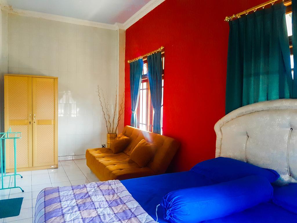 יוגיאקרטה Glory Homestay מראה חיצוני תמונה