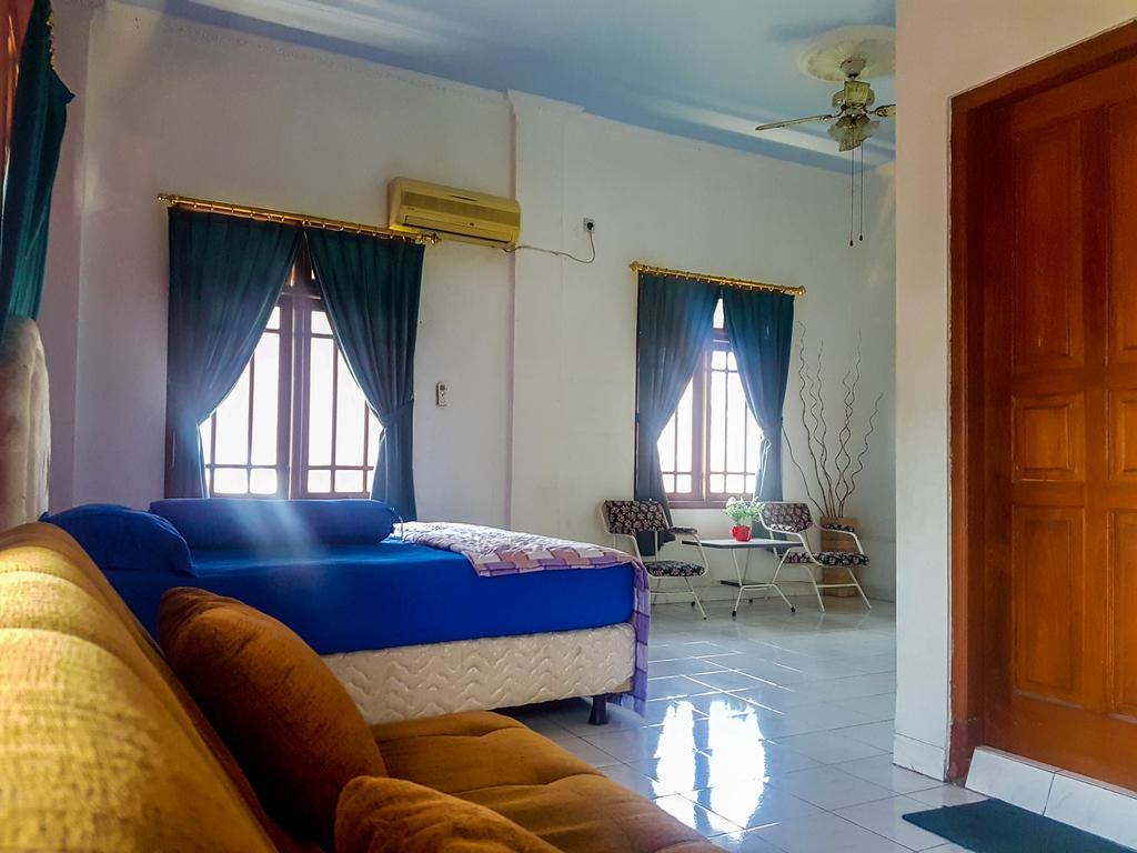יוגיאקרטה Glory Homestay מראה חיצוני תמונה