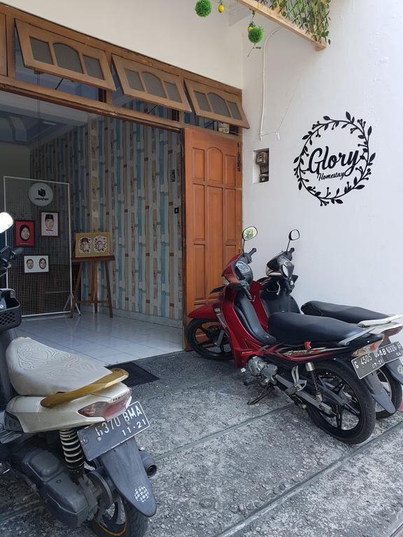 יוגיאקרטה Glory Homestay מראה חיצוני תמונה